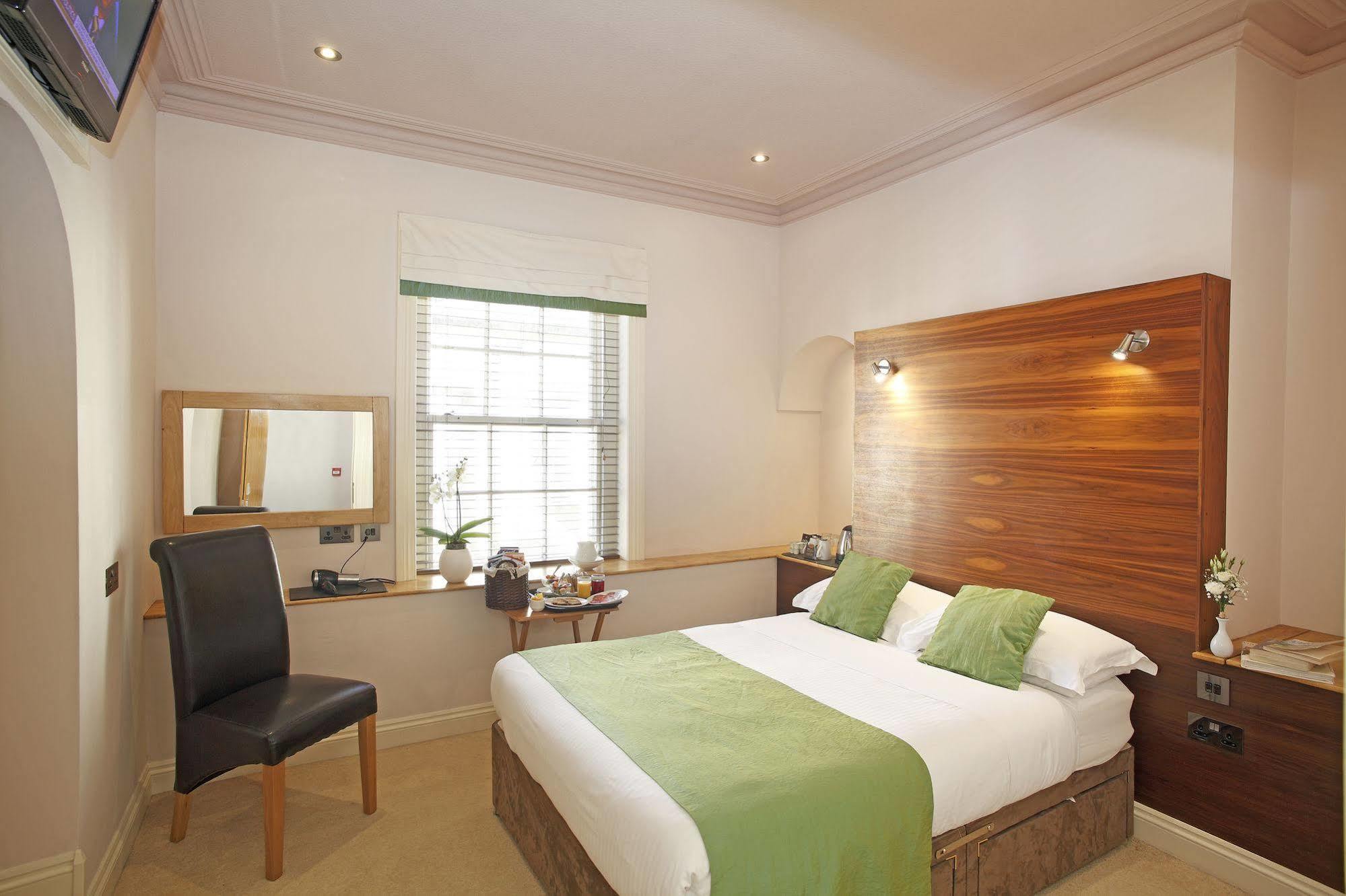 Castle Hotel อาเบอรีสวิท ภายนอก รูปภาพ